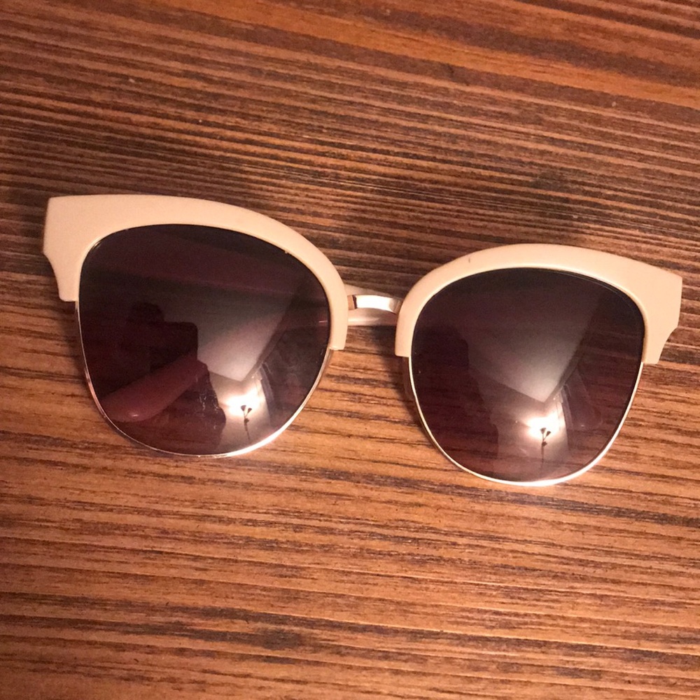 Vintage Look Sunglasses